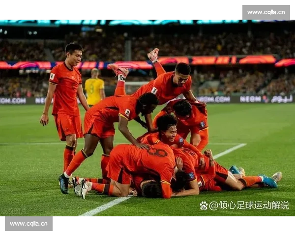 足球比赛最新战况分析:精彩进球、关键时刻与球队表现全解析